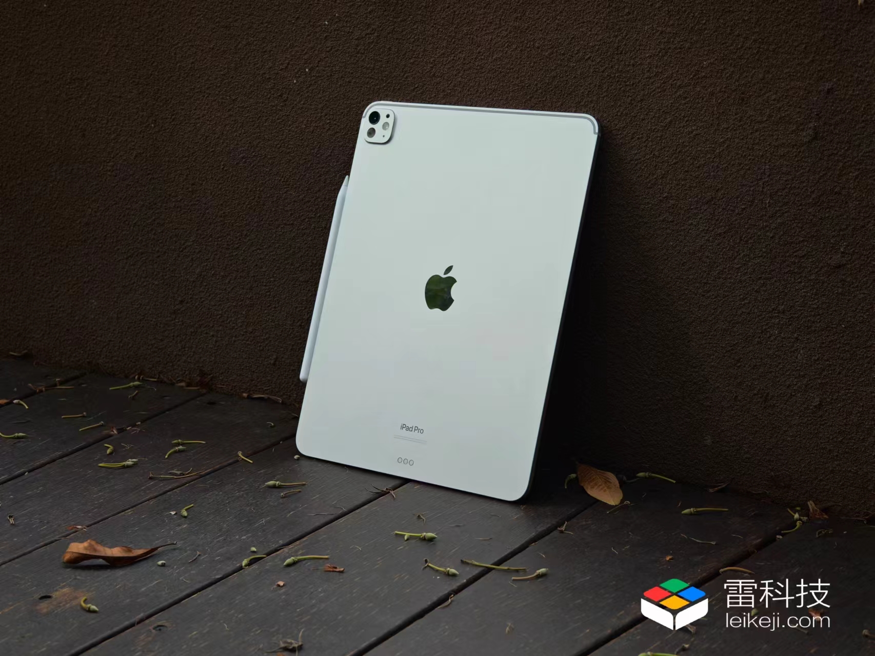 iPadPro2024体验报告：苹果理想的AI创作工具就这？(图8)