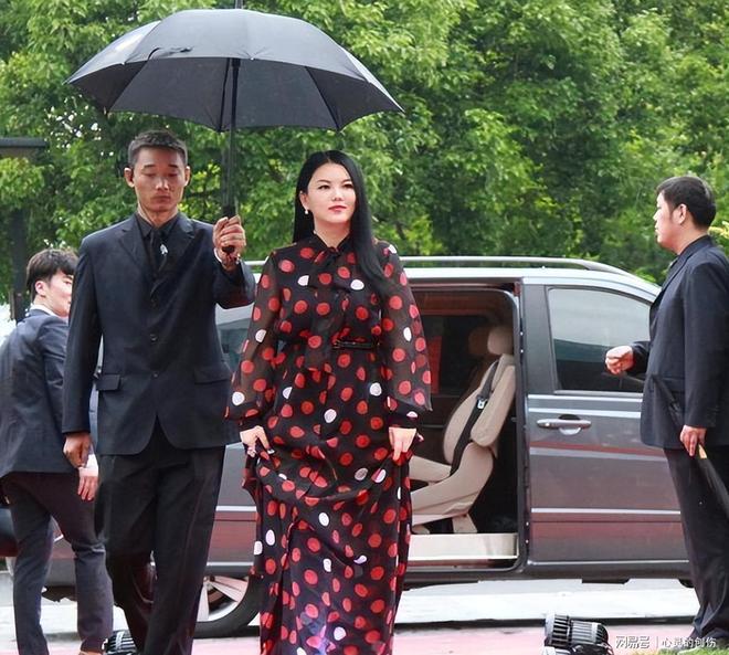 拔出萝卜带出泥！李湘全网被禁关王诗龄身份遭质疑前夫已被抓(图14)